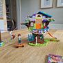 Lego Friends: Mia's tree house Image 2