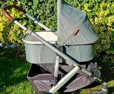 Uppa Baby Vista V2 Travel system double buggy set