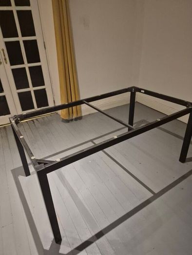 White Tempered Glass Dining Table with 6 Chairs (Metal  Frame)