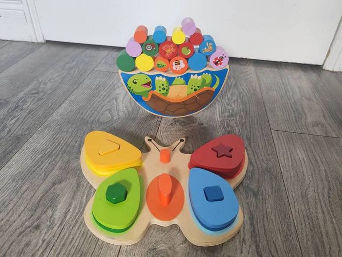 Wooden educational toys