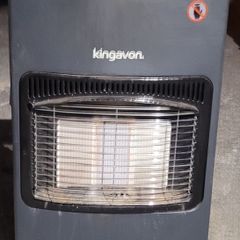 gas heater and gas bottle
