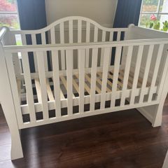 Sleigh bed cot bed