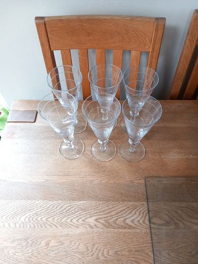 Newbridge White Wine Glasses  x  6