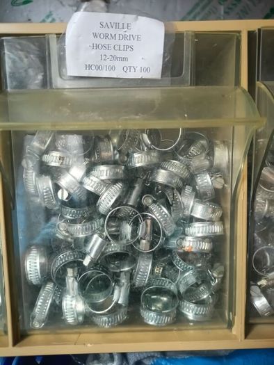Various size hose clips