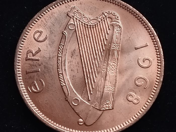 Ireland - 1968 - 1 Penny - Hen with Chicks - KM.11 - [273]