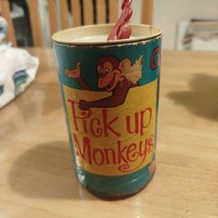 Pick up monkey, game