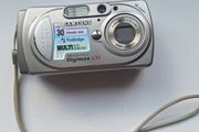 Samsung Digimax 430 digital camera.