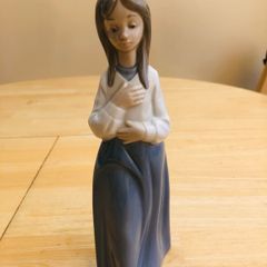 Nao By Lladro Figurine