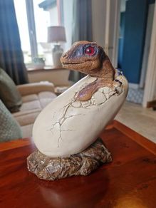 Rare Vintage 1993 Windstone Editions Dinosaur Hatching Velociraptor Egg