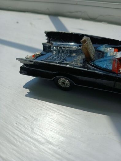 Batmobile Corgi 267