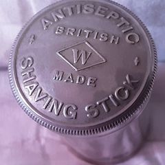 vintage round tin