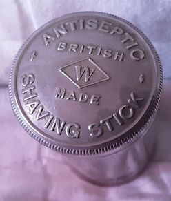 vintage round tin