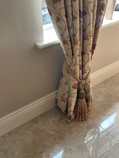 Curtina curtains, curtain pole & tie backs