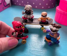 Tech deck skateboard figures