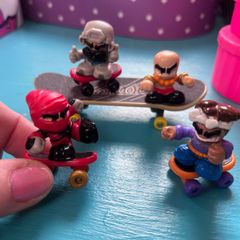 Tech deck skateboard figures