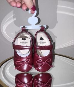 Baby Girls Wine Shoes. Size 13