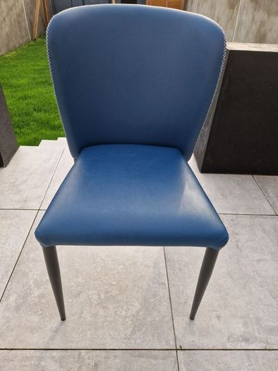 4 Dining Chairs