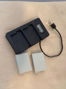 LP-E8 Battery for Canon EOS 550D 600D 700D With Charger - 2 Pieces