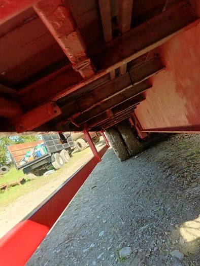 35ft bale/flat trailer