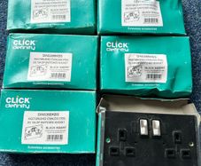 Click Definity SIN536BKBS Black / Brushed Stainless