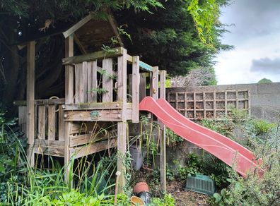 Jungle Gym tower