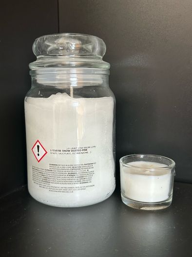 Yankee Candle Snow Dusted Pine & Mini