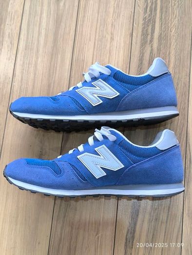 New Balance 373