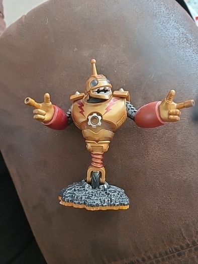 SKYLANDERS   Postage Available
