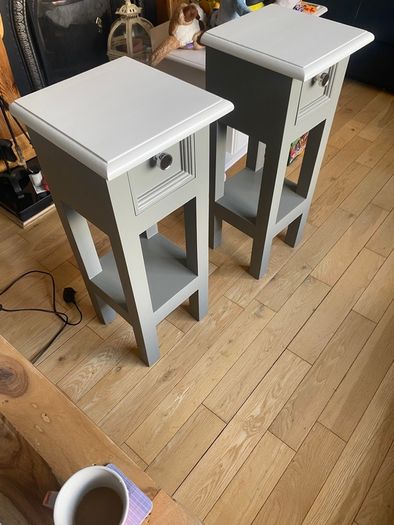 Bedside lockers