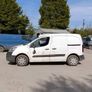 Breaking Peugeot partner 2016 diesel Image 3