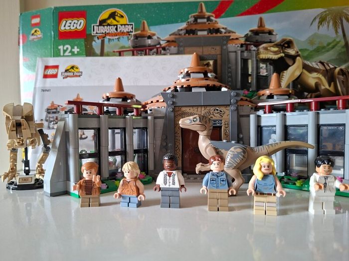Lego Jurassic Park 76961 (discontinued)
