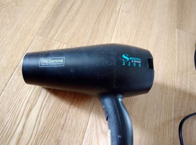 TRESemme Smooth & Shine Power 2200W Hair Dryer