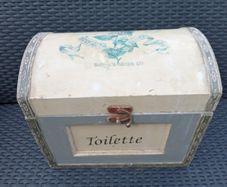 Wooden Trunk for Upcycling