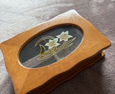 Wooden trinket box