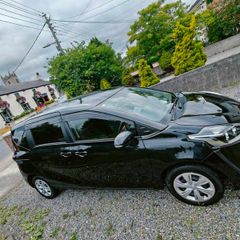 Sienta, Toyota