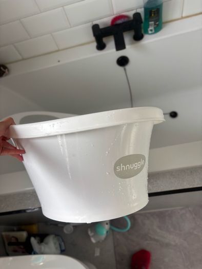Shnuggle baby bath