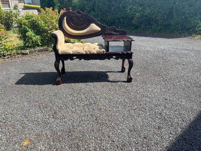 Traditional Solid Wood Telephone Table / Hall Table