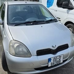2000 Toyota Vitz