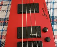 Steinberger Headless Bass Guitar & Ashdown Bass Amp