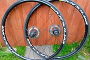 Mavic Wheel Set 700c 28 Qr Disc brake wheels