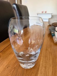 Flower vase