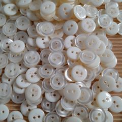 Pearly White Buttons - Approx 300 Buttons per Container