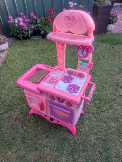 Kitchen for kids -garden