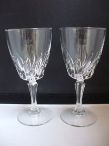 SALE!  2 Liqueur / Sherry Glasses