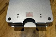 Nulaxy Laptop stand foldable (as good as new)