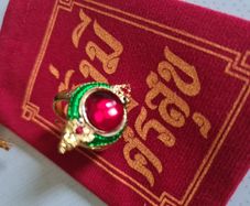 Thai jewellery