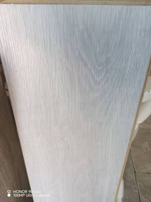 Laminate flooring