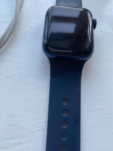 Apple Watch Series 6 (GPS)