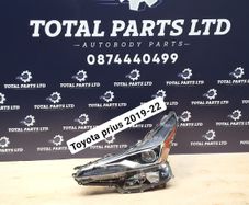 Toyota prius 2019-22 headlight