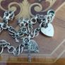 Vintage 9k Gold Charm Bracelet Image 3